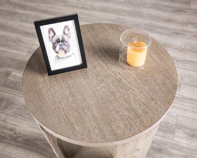 Conisbrough Round End Table - Carl's Furniture (Garden City, KS)