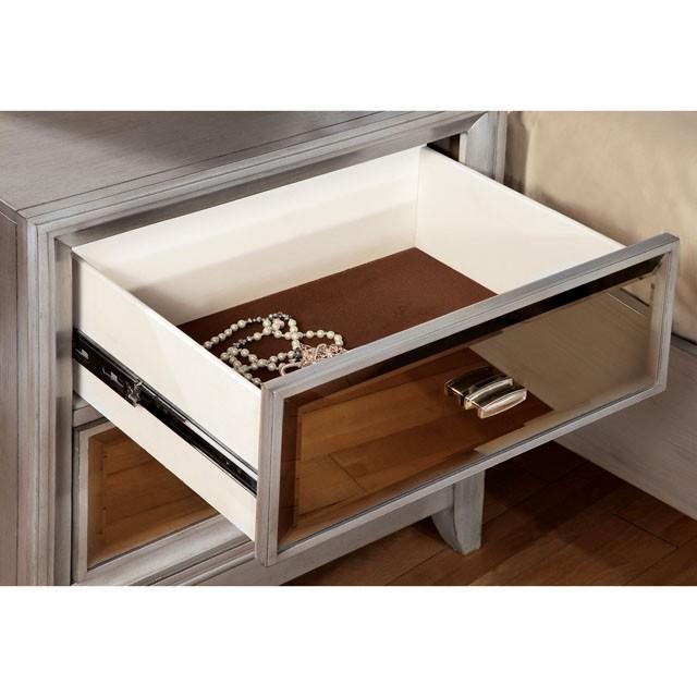 Golva E.King & Queen Bed White & Silver - Carl's Furniture (Garden City, KS)