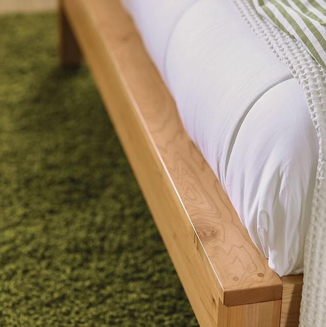 Willamette Cal.King Bed - Carl's Furniture (Garden City, KS)
