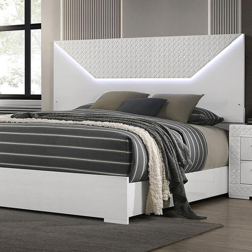 Whitby E.King & Queen Bed - Carl's Furniture (Garden City, KS)