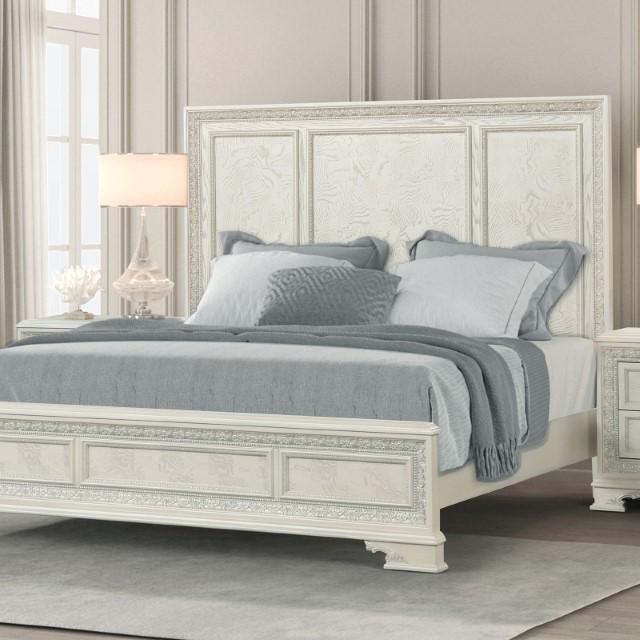 Stella Mia E.King & Queen Bed White & White - Carl's Furniture (Garden City, KS)