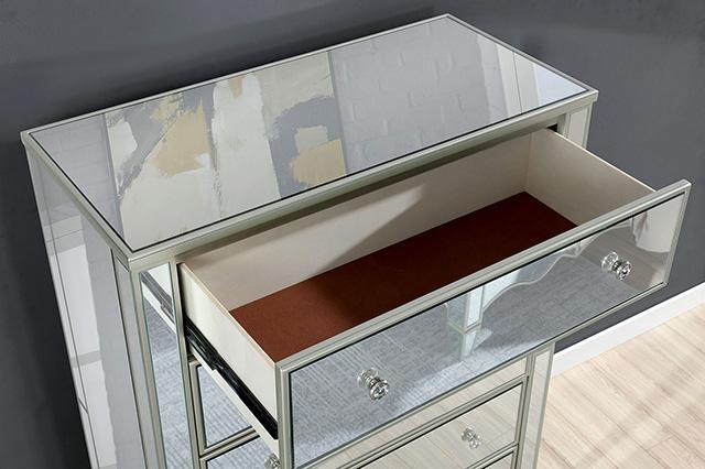 ELIORA Chest - Carl's Furniture (Garden City, KS)