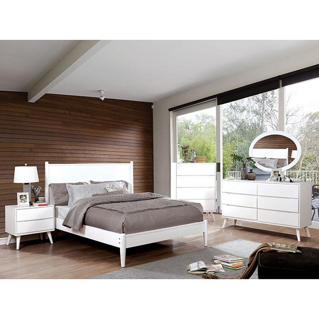 LENNART II White Oval Mirror - Carl's Furniture (Garden City, KS)