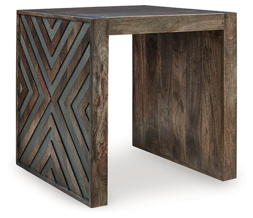 Dreggan End Table - Carl's Furniture (Garden City, KS)
