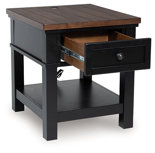Wildenauer End Table - Carl's Furniture (Garden City, KS)
