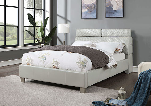 Muttenz E.King & Queen Bed - Carl's Furniture (Garden City, KS)