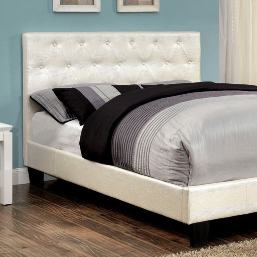 Kodell Queen Bed - Carl's Furniture (Garden City, KS)