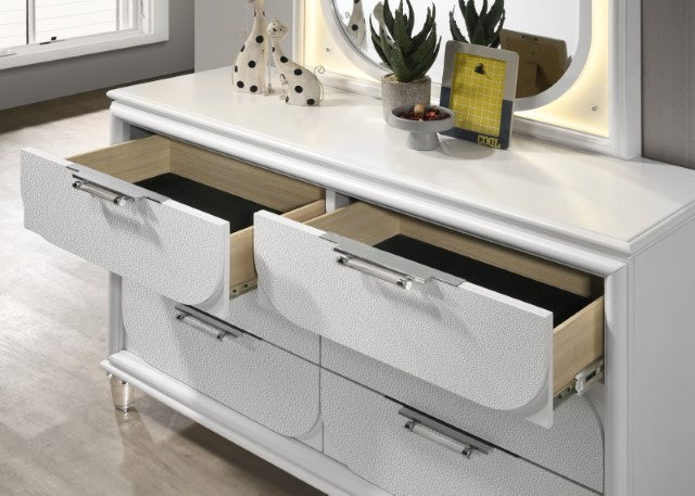 Lareina Dresser - Carl's Furniture (Garden City, KS)