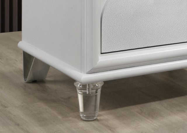 Lareina Nightstand - Carl's Furniture (Garden City, KS)