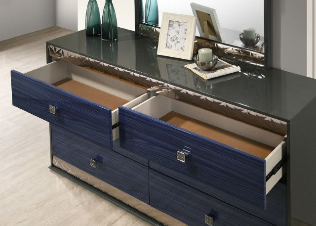 Morcote Dresser - Carl's Furniture (Garden City, KS)