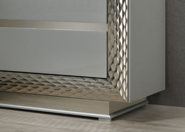 Ventnor Nightstand - Carl's Furniture (Garden City, KS)