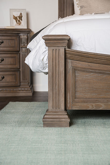 Seven Oaks E.King & Queen Bed - Carl's Furniture (Garden City, KS)