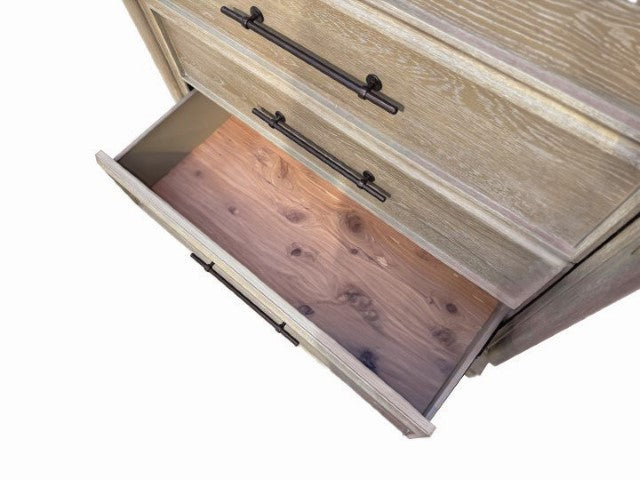 Midhurst Chest - Carl's Furniture (Garden City, KS)