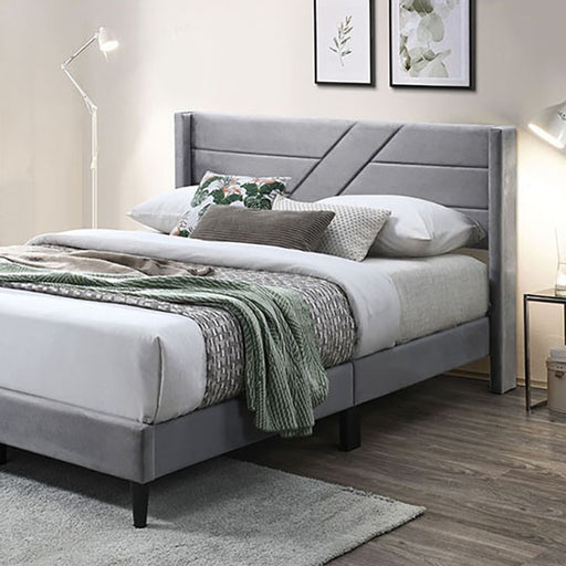 Karyn Queen Bed - Carl's Furniture (Garden City, KS)