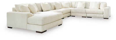 Lindyn Sectional with Chaise - Carl's Furniture (Garden City, KS)