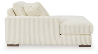 Lindyn Sectional with Chaise - Carl's Furniture (Garden City, KS)