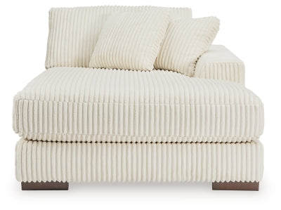 Lindyn Sectional with Chaise - Carl's Furniture (Garden City, KS)