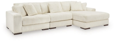Lindyn Sectional with Chaise - Carl's Furniture (Garden City, KS)