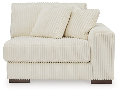 Lindyn Sectional with Chaise - Carl's Furniture (Garden City, KS)
