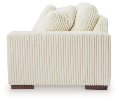 Lindyn Sectional with Chaise - Carl's Furniture (Garden City, KS)