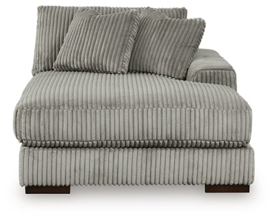 Lindyn Sectional with Chaise - Carl's Furniture (Garden City, KS)