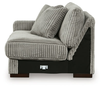 Lindyn Sectional with Chaise - Carl's Furniture (Garden City, KS)