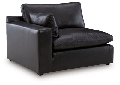 Emilia Sectional - Carl's Furniture (Garden City, KS)