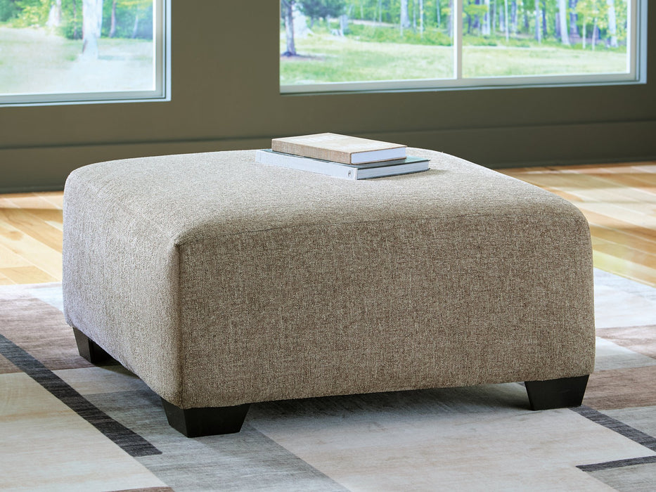 Newellen Oversized Accent Ottoman - Carl's Furniture (Garden City, KS)
