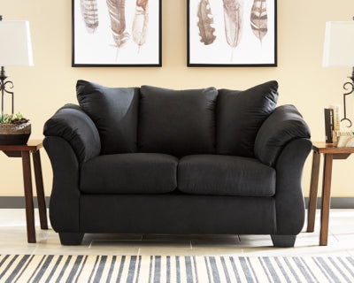 Darcy Loveseat - Carl's Furniture (Garden City, KS)