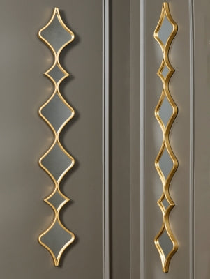 Harriswood Accent Mirror Set (Set of 2) - Carl's Furniture (Garden City, KS)
