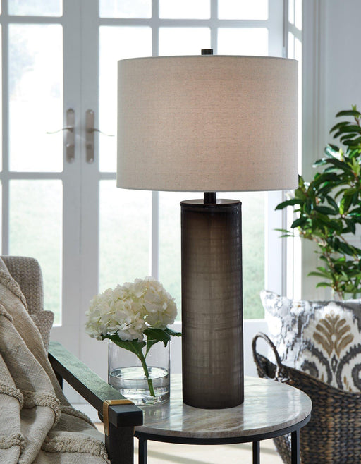 Dingerly Lamp Set - Carl's Furniture (Garden City, KS)