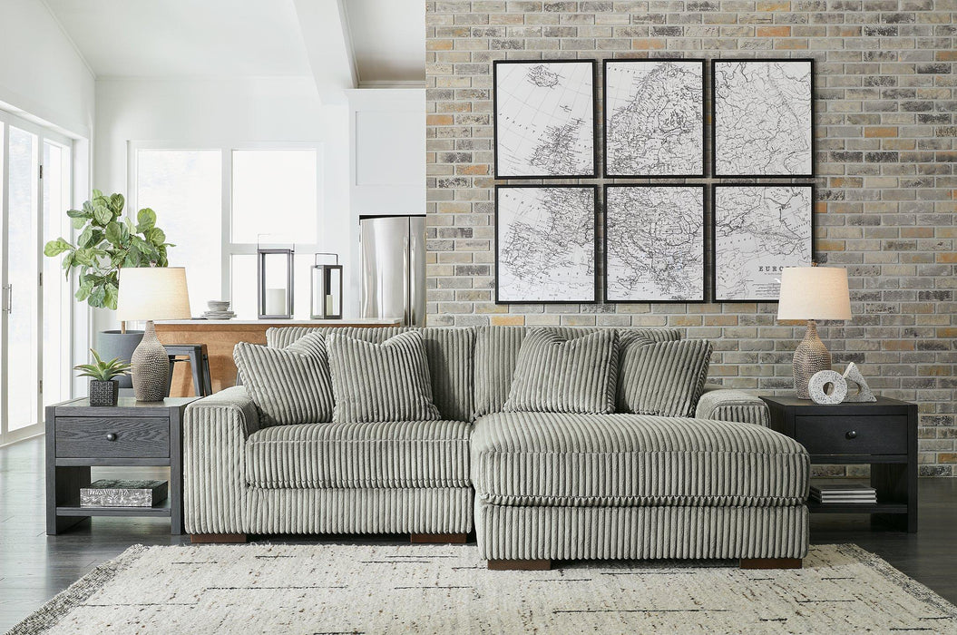 Lindyn Sectional with Chaise - Carl's Furniture (Garden City, KS)