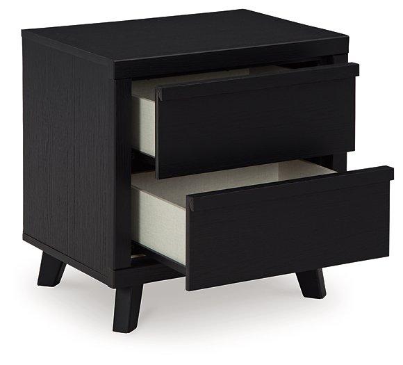 Danziar Nightstand - Carl's Furniture (Garden City, KS)
