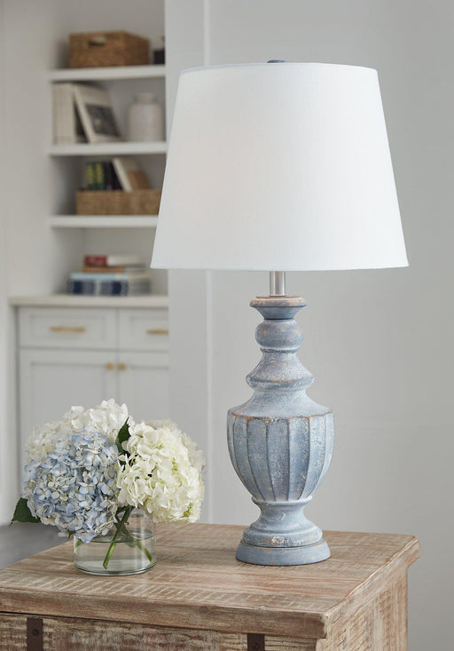 Cylerick Lamp Set - Carl's Furniture (Garden City, KS)