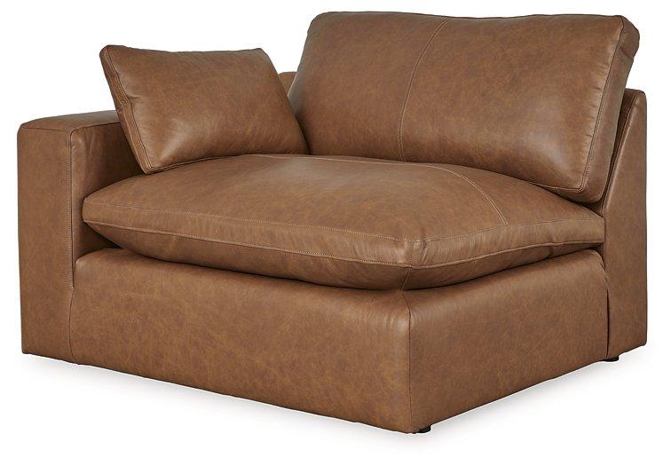 Emilia Sectional - Carl's Furniture (Garden City, KS)