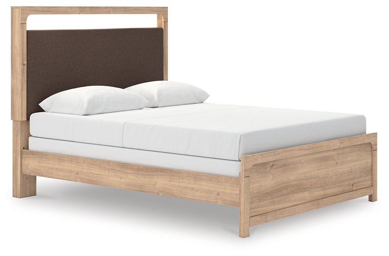 Kinlanni Upholstered Bed - Carl's Furniture (Garden City, KS)