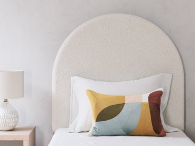 Arloster Upholstered Bed - Carl's Furniture (Garden City, KS)
