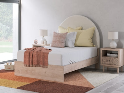 Arloster Upholstered Bed - Carl's Furniture (Garden City, KS)