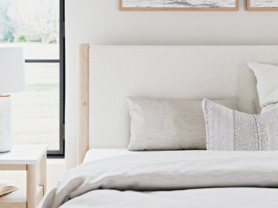 Cadmori Upholstered Bed - Carl's Furniture (Garden City, KS)
