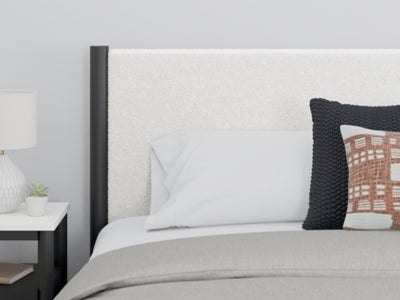 Cadmori Upholstered Bed - Carl's Furniture (Garden City, KS)