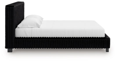 Zuraleus Bed - Carl's Furniture (Garden City, KS)