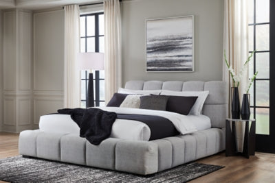 Grendusk Upholstered Bed - Carl's Furniture (Garden City, KS)