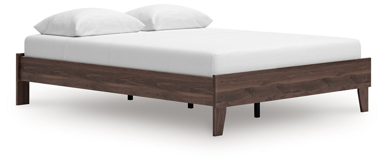 Calverson Bed - Carl's Furniture (Garden City, KS)
