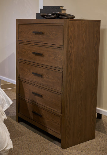 Dacylyn Chest of Drawers - Carl's Furniture (Garden City, KS)