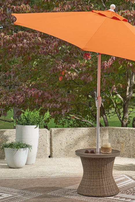 Laguna Heights Outdoor End Table - Carl's Furniture (Garden City, KS)