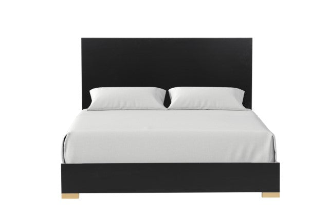 Goldsberg E.King & Queen Bed Grey & Pink - Carl's Furniture (Garden City, KS)